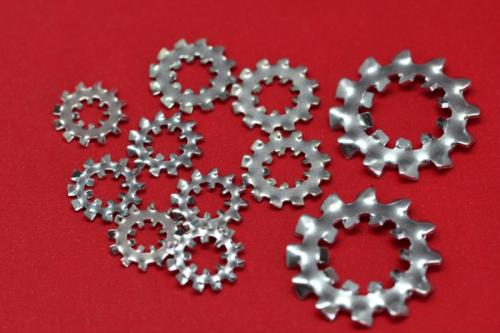 不銹鋼內(nèi)外齒鎖緊墊圈